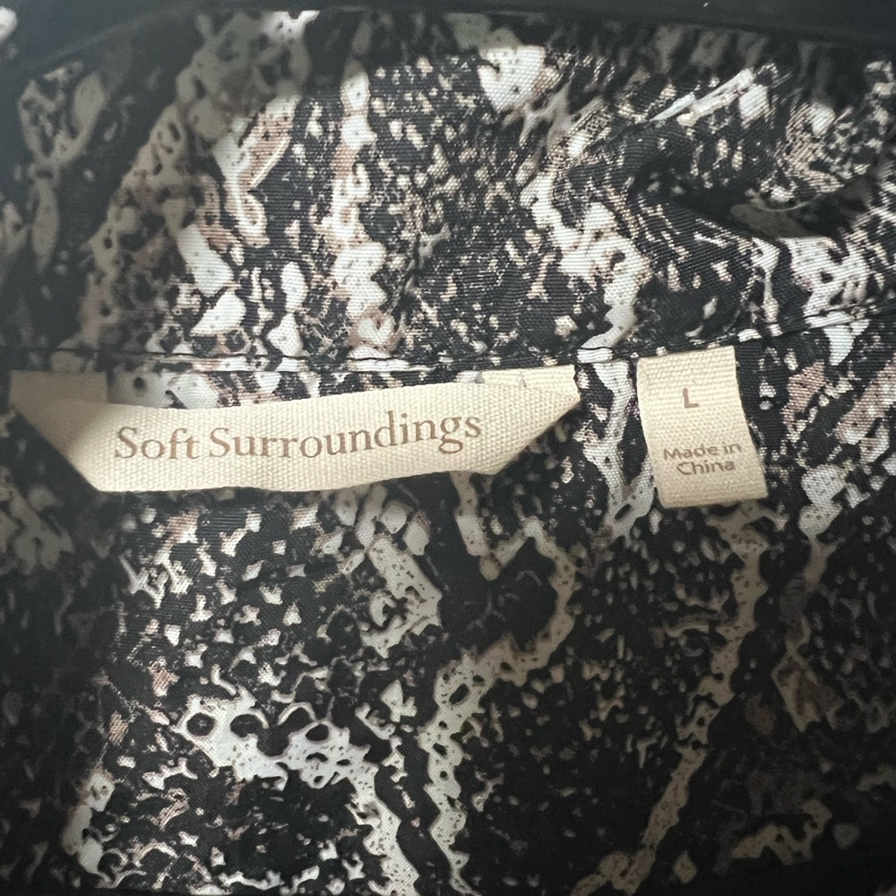 Soft Surroundings Snake Print Zip Front Women’s J… - image 5